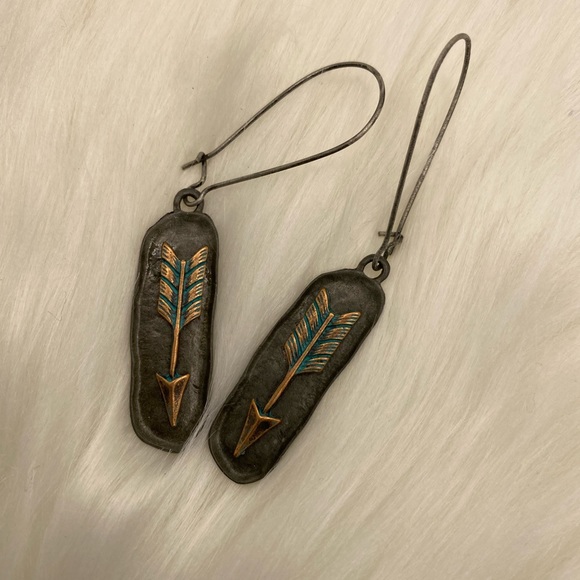 Metal Dangle Arrow Earrings - Picture 2 of 2